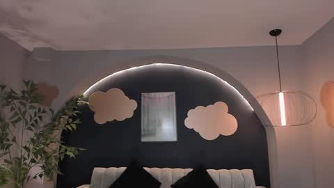 Lila West online show from 01.14.25