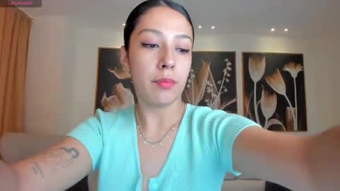 Lila West online show from 09.11.25