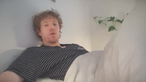 Snapshot of lilginge1 chatting on 09.26.25 lilginge1 online show from 09.26.25