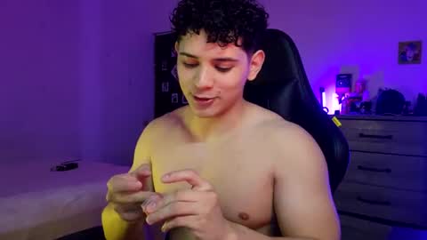 Snapshot of lilhotnando chatting on 06.17.26 Fernando online show from 06.17.26