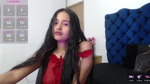 Lili online show from 10.30.25