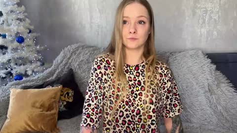 Lili online show from 02.04.26