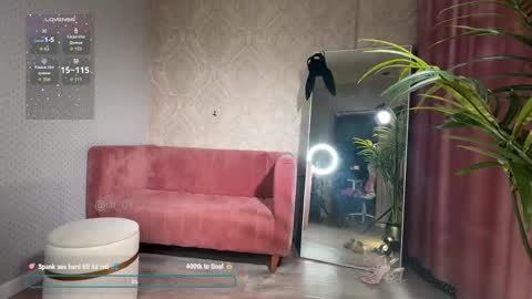 Lili online show from 04.21.26