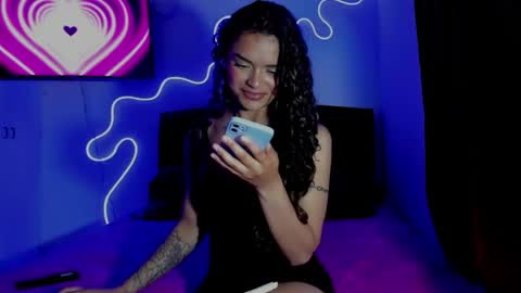 Snapshot of lili_evanss chatting on 05.16.26 lili_evanss online show from 05.16.26