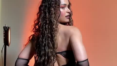 Snapshot of lili_evanss chatting on 06.24.26 lili_evanss online show from 06.24.26