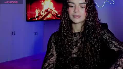 Snapshot of lili_evanss chatting on 07.30.26 lili_evanss online show from 07.30.26