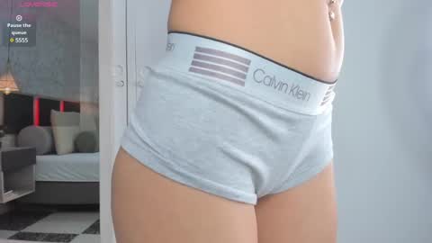 lili online show from 02.22.25