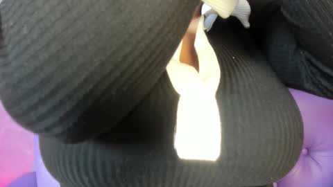 Lili  online show from 03.23.26