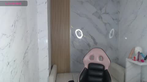 lili_mint_tf online show from 04.19.26