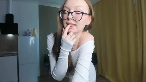 Snapshot of liliangaye chatting on 06.04.26 liliangaye online show from 06.04.26