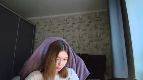 liliawoolf online show from 11.15.25