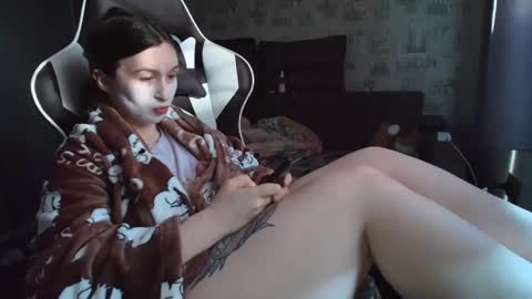 liliawoolf online show from 02.10.26