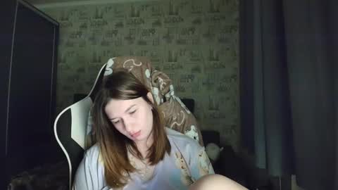 liliawoolf online show from 04.19.26