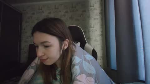 Snapshot of liliawoolf chatting on 04.27.26 liliawoolf online show from 04.27.26