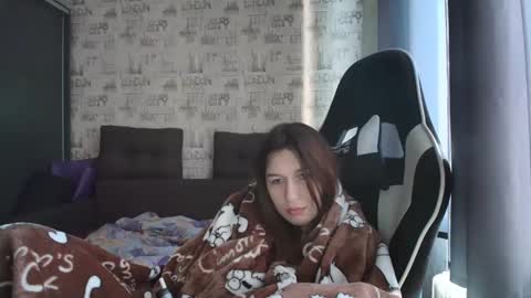 Snapshot of liliawoolf chatting on 05.11.26 liliawoolf online show from 05.11.26