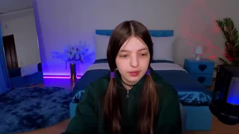 Lili Bakery online show from 04.10.26