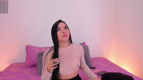 Snapshot of lilicopper__ chatting on 12.20.25 online show from 12.20.25