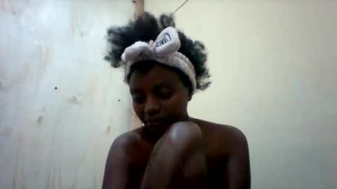 Snapshot of liligal chatting on 06.04.26 liligal online show from 06.04.26