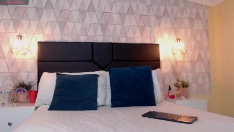 LilyJensen online show from 09.12.25