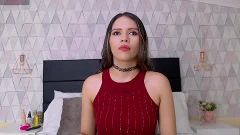 LilyJensen online show from 10.05.25