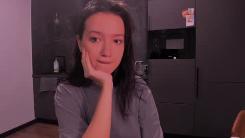 Snapshot of lililaluna chatting on 12.14.24 ... online show from 12.14.24