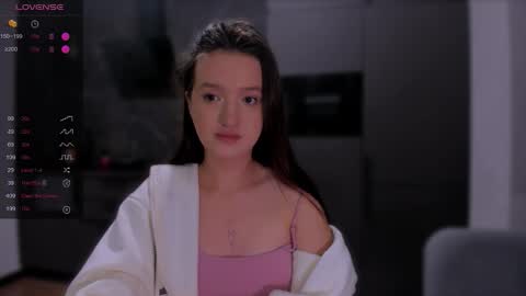 Snapshot of lililaluna chatting on 09.12.25 ... online show from 09.12.25