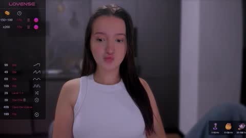 Snapshot of lililaluna chatting on 10.15.25 ... online show from 10.15.25