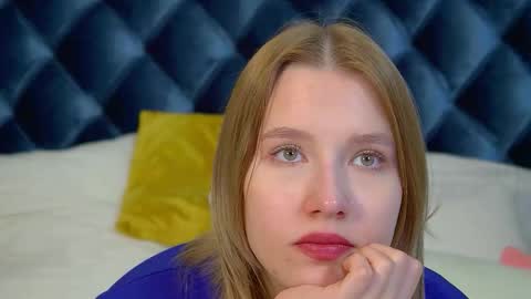 LiliLinn online show from 09.24.25