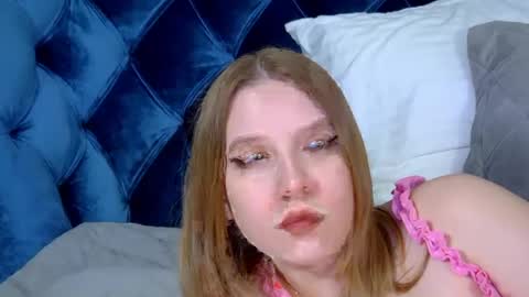LiliLinn online show from 07.10.26