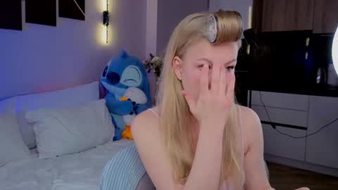 lililok101 online show from 04.10.26