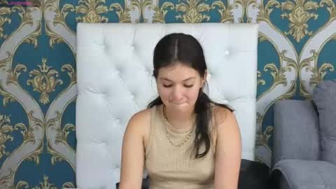 Snapshot of lilimini032 chatting on 12.27.24 lilimini online show from 12.27.24