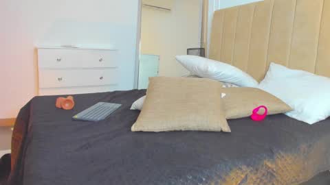 Snapshot of lilipinkette chatting on 03.02.25 Lili online show from 03.02.25