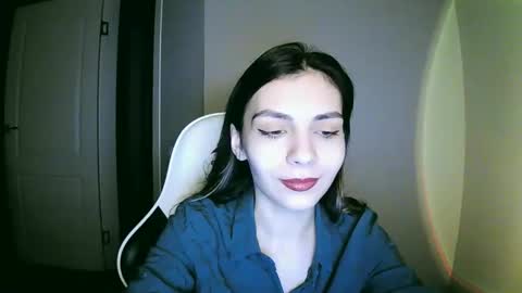 Snapshot of lilirose_x chatting on 12.23.24 lilirose online show from 12.23.24