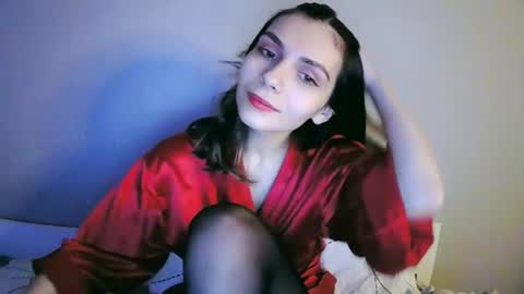 Snapshot of lilirose_x chatting on 01.11.25 lilirose online show from 01.11.25