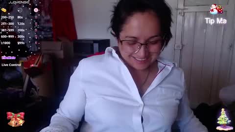 Snapshot of lilith_camp chatting on 12.11.24 Laura lopez online show from 12.11.24
