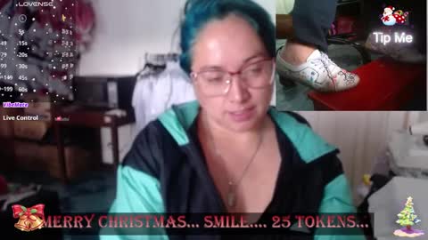 Snapshot of lilith_camp chatting on 12.23.24 Laura lopez online show from 12.23.24