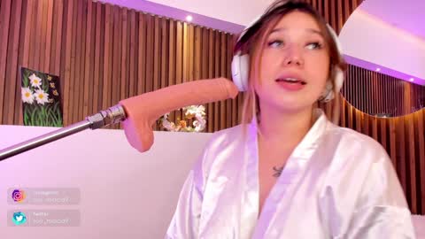 Snapshot of lilith_gray9 chatting on 12.21.24 Lilith Gray online show from 12.21.24