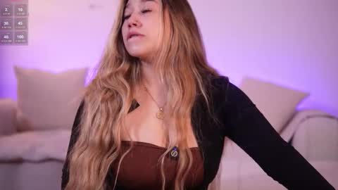 Snapshot of lilith_gray9 chatting on 12.02.25 Lilith Gray online show from 12.02.25