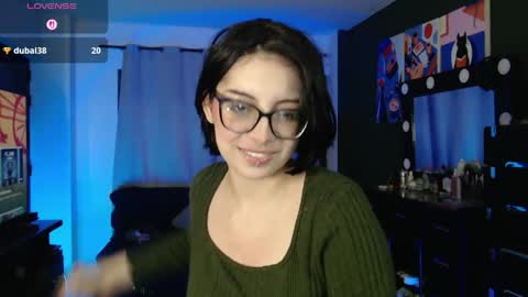 Snapshot of lilith_lennox chatting on 05.14.26 lilith online show from 05.14.26