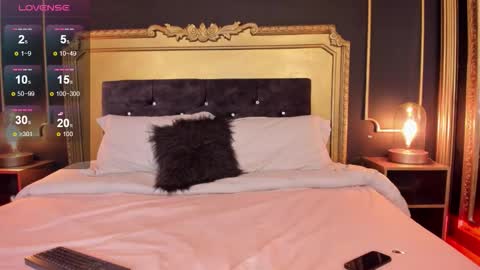 Lilith  online show from 02.10.26