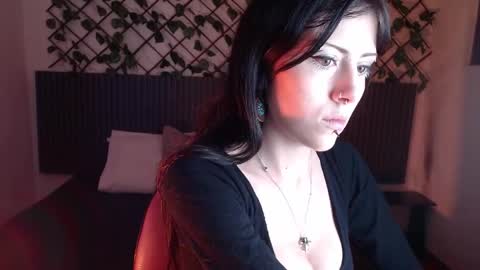 Lilith Patton  online show from 04.19.26