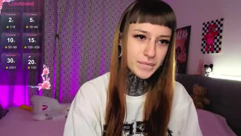 lilith_poison online show from 10.22.25