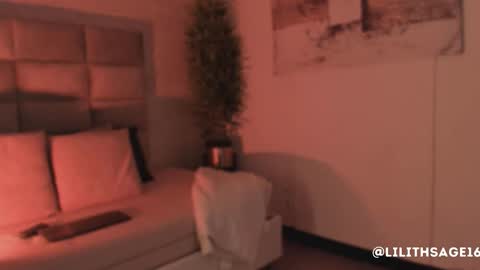 lilith_sage_ online show from 02.24.26