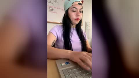 Snapshot of lilith_vanellope chatting on 07.23.26 lilith online show from 07.23.26