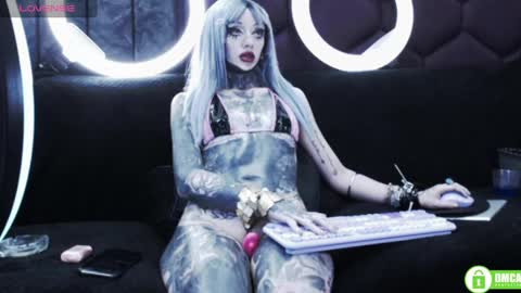 Snapshot of lilithlevis chatting on 05.12.26 Tifon Mary - Indepent model online show from 05.12.26
