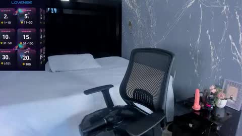 Lilith luxorr online show from 11.12.25