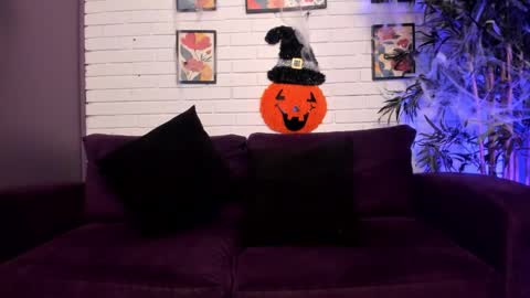 lilithmuller_ online show from 10.10.25