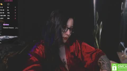 Snapshot of lilithmystic01 chatting on 05.11.26 lilithmystic01 online show from 05.11.26