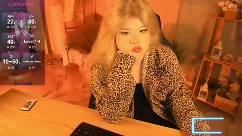 Snapshot of lilithnelson chatting on 09.11.25 LilithNelson online show from 09.11.25