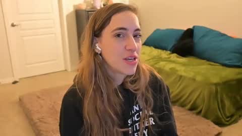 L online show from 02.20.25